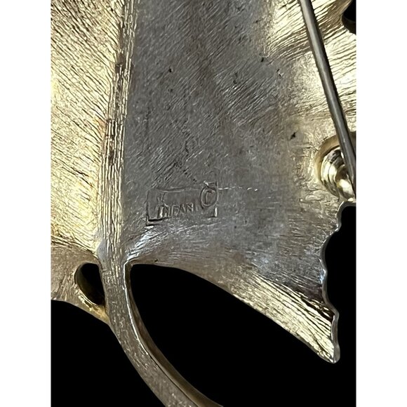 Trifari Vintage 1950s Gold-Tone Maple Leaf Brooch Pin Jewelry 3" X 2" - Picture 7 of 8